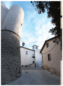 Castelli e Rocche nell`italia del medioevo